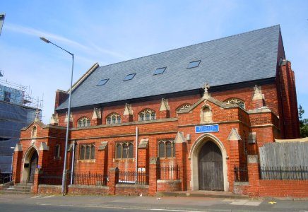 Former St Agnes' Church, Newtown Road, Hove (May 2018) (4)