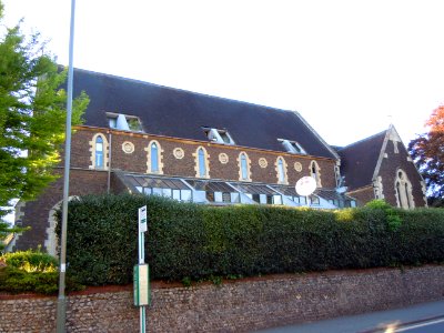 Former St James's Church, East Street, Farnham (May 2015) (2)