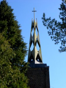 Former St Thomas of Canterbury's RC Church, Station Road, Whyteleafe (April 2013) (Spire)