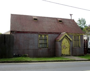 Former St Barnabas' Church, Blackwater Hollow (A3020), Blackwater, Isle of Wight (May 2016) (2)