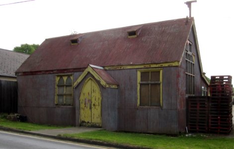 Former St Barnabas' Church, Blackwater Hollow (A3020), Blackwater, Isle of Wight (May 2016) (3)
