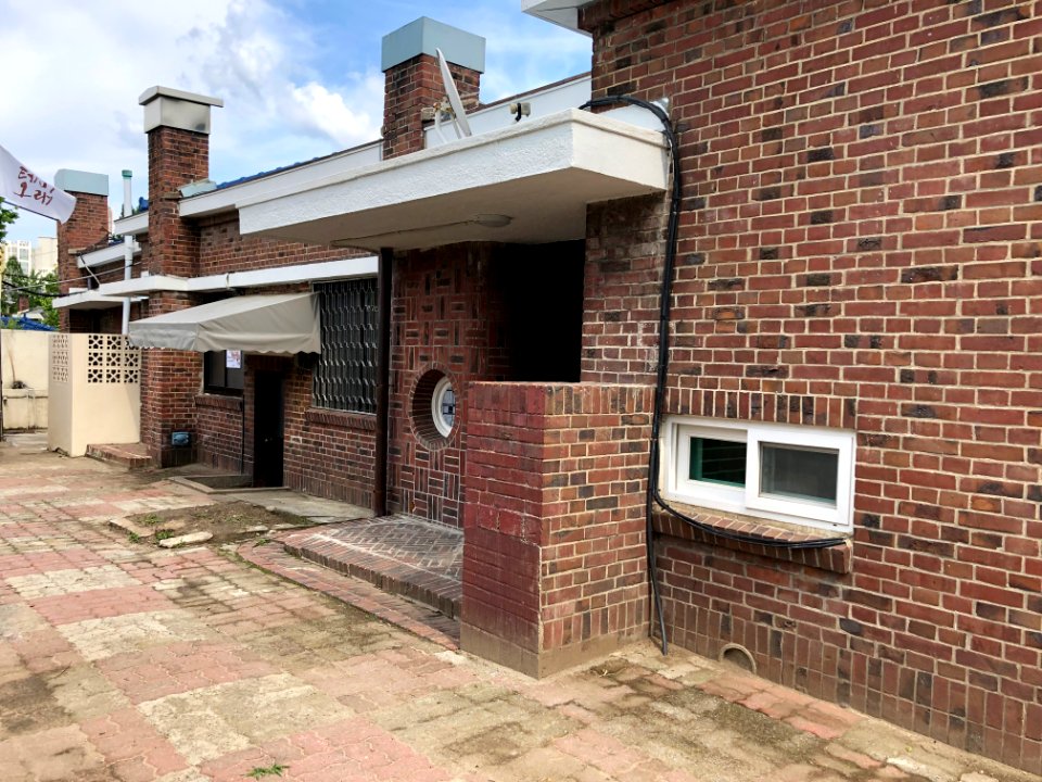 Former Official Residence No. 2 in Temiorae