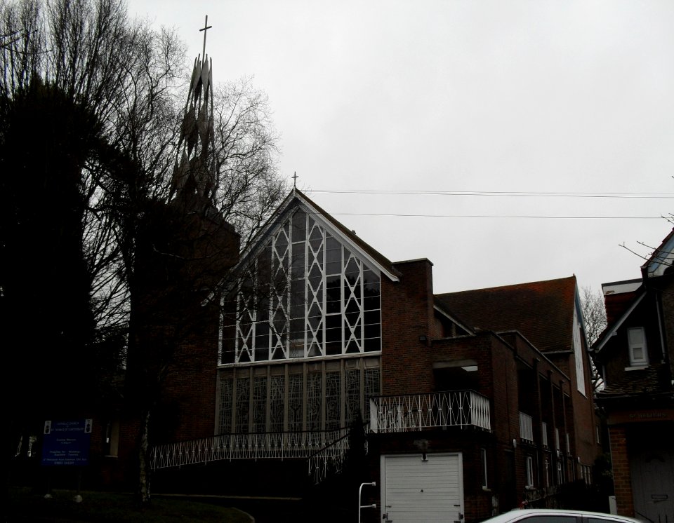Former St Thomas of Canterbury's RC Church, Station Road, Whyteleafe (January 2010) (3)