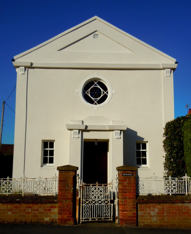 Former Park Lane Baptist Chapel, Bear Lane, Farnham (May 2015) (1)