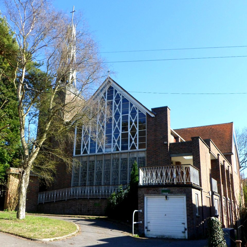 Former St Thomas of Canterbury's RC Church, Station Road, Whyteleafe (April 2013) (3)