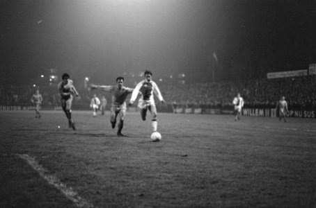 Fortuna Sittard Combinatie tegen Ajax 0-1. Actie Cruijff, Bestanddeelnr 922-0378