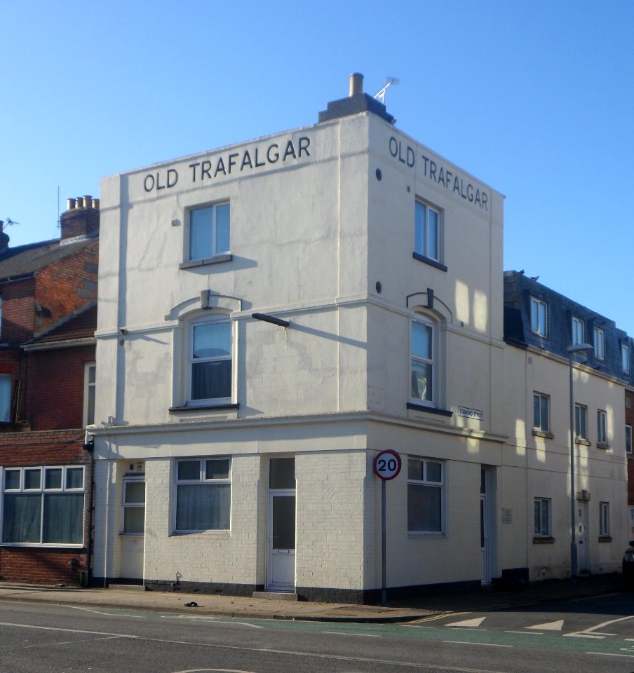 Former Old Trafalgar pub, 175–177 Fratton Road, Fratton (November 2017)