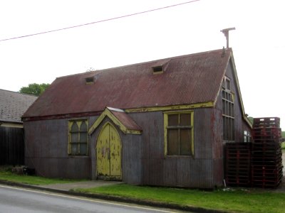 Former St Barnabas' Church, Blackwater Hollow (A3020), Blackwater, Isle of Wight (May 2016) (4)