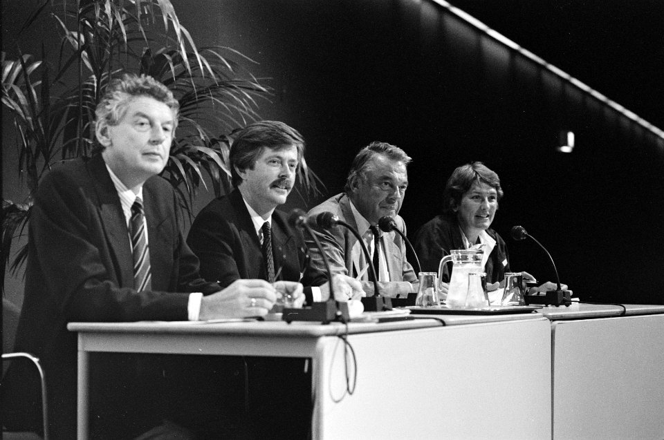 Forum Dag van het openbaar vervoer met de lijsttrekkers v.l.n.r. Wim Kok, Jori, Bestanddeelnr 934-4912