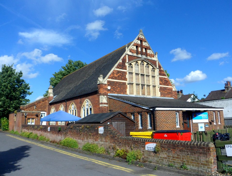 Former St John's Church, Providence Place, Epsom (August 2013) (1)
