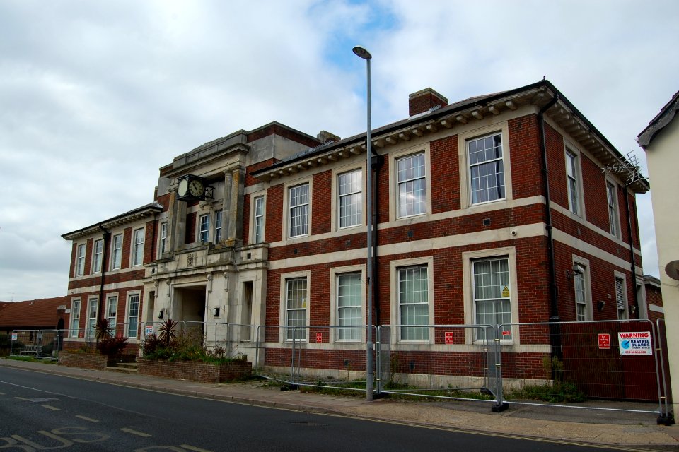 Former Southsea Police Station, Highland Road, Eastney, Portsmouth (October 2017)