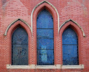 Former St Andrew's United Reformed Church, Blackwater Road, Eastbourne (February 2019) (Windows)