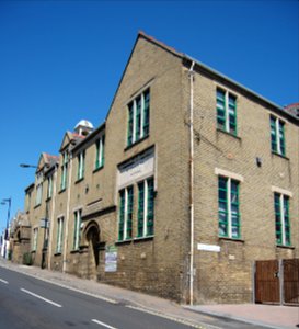Former St John's Road School, St John's Road, Ryde (June 2017) (2)