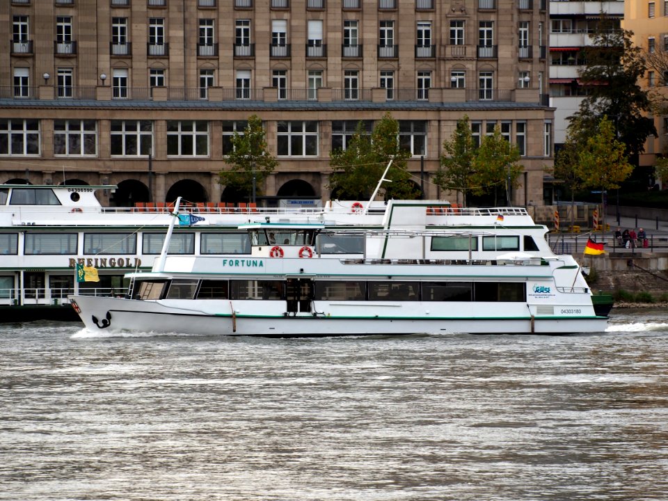 Fortuna ENI 04303180 on the Rhine river at Koblenz, pic1