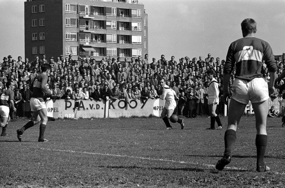 Fortuna VL tegen Heracles 0-0 spelmoment met Schman, Bestanddeelnr 913-9885
