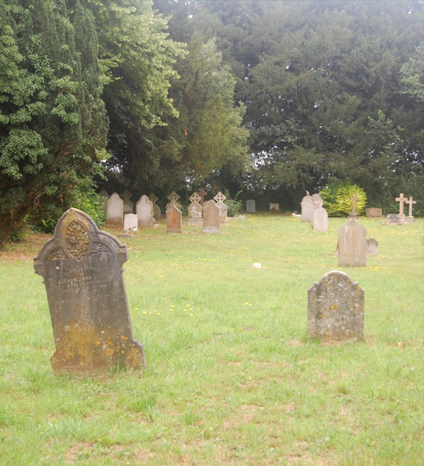 Former St Mary's Church, Itchen Stoke (NHLE Code 1095286) (July 2019) (Churchyard)