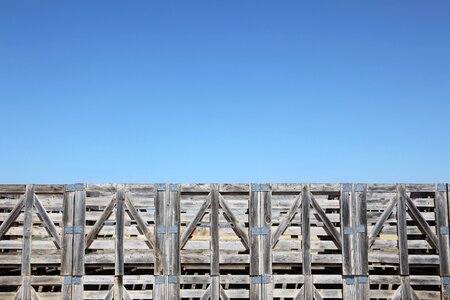 Navarre aligned pallets pallet wall