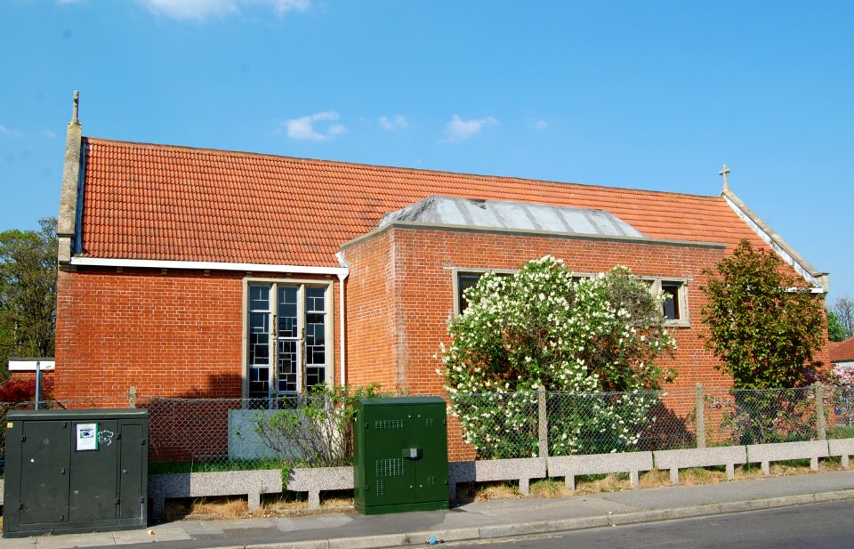 Former St Joseph's RC Church, Norman Road, Anns Hill, Gosport (April 2019) (2)