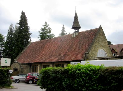 Former United Reformed Church, Tower Road, Hindhead (June 2015) (2)