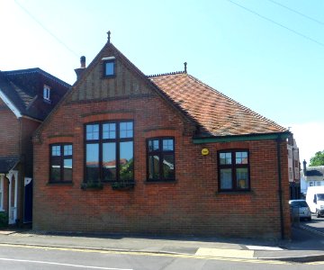 Former Victoria Hall (Brethren), Victoria Road, Cranleigh (May 2014) (2)
