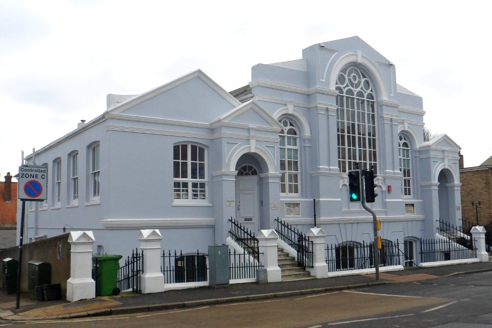 Former Queen's Park Methodist Church (now Orchard Day Nursery), Queen's Park Road, Brighton (January 2015) (1)