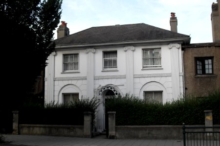 Former Vicarage, 87 London Road, Brighton (NHLE Code 1381676) (September 2010) (2)
