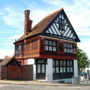Former Racehorse Inn and Bib and Tucker pub, 212 Elm Grove, Brighton (July 2019) (3)