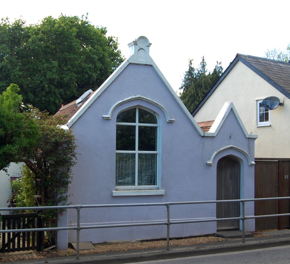 Former North Hayling United Reformed Church, Havant Road, Hayling Island (May 2019) (3)