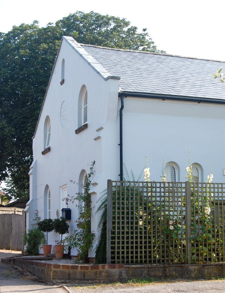 Former Primitive Methodist Chapel, off High Street, East Meon (July 2019) (2)