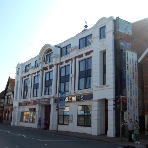 Former Oddfellows Hall, 139–147 Kingston Road, Buckland, Portsmouth (March 2019) (2)