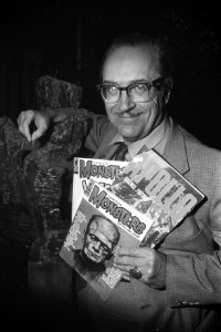 Forrest J Ackerman op persconferentie Nederlands contactcentrum voor Science Fi, Bestanddeelnr 925-8259