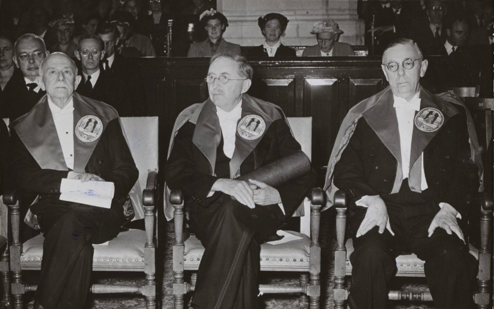 ForsterLeiden1954