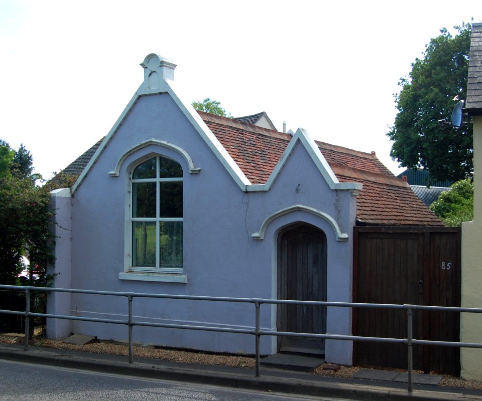 Former North Hayling United Reformed Church, Havant Road, Hayling Island (May 2019) (1)
