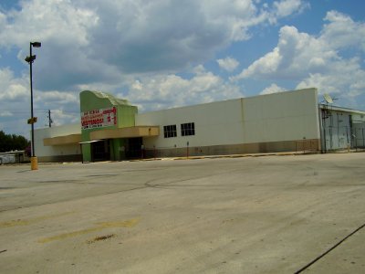 FormerHEBpantryHouston