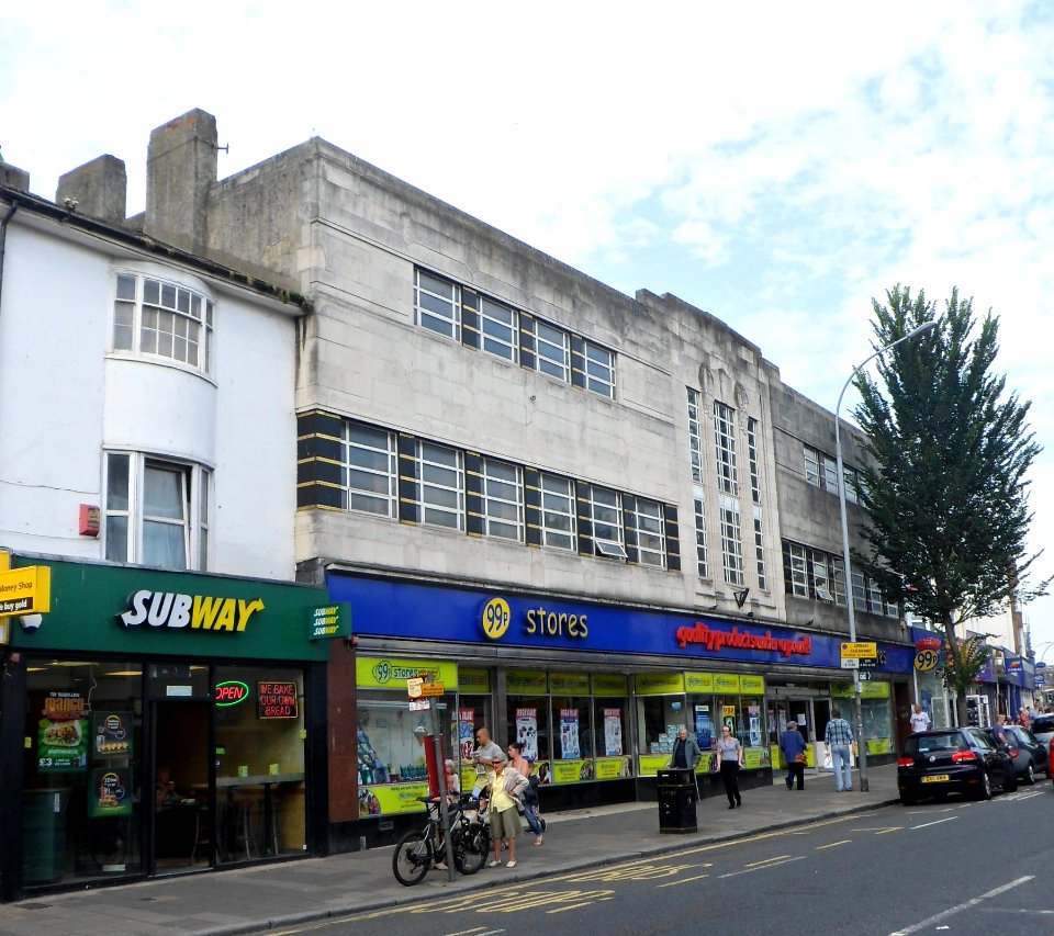 Former Woolworths Store, 27–31 London Road, Brighton (August 2013)
