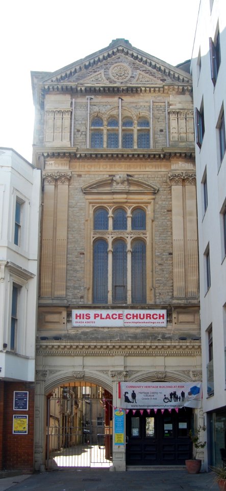 Former Robertson Street United Reformed Church, Hastings (NHLE Code 1393646) (June 2020) (2)