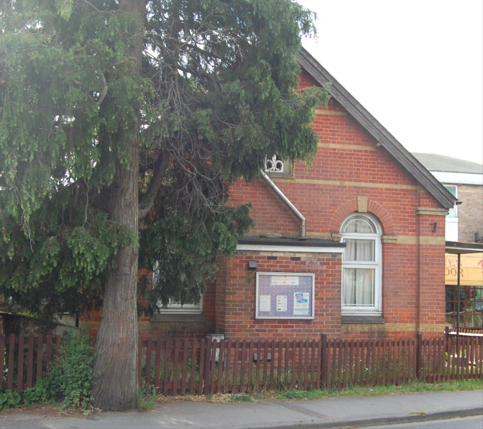 Former Salvation Army Barracks, Botley Road, Fair Oak (June 2019) (6)