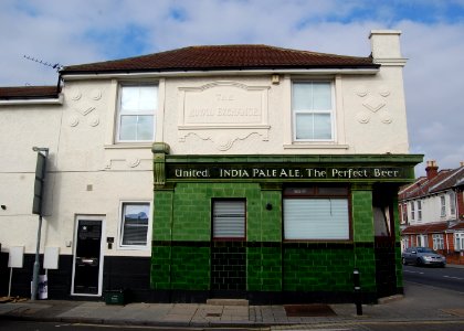 Former Royal Exchange pub, 124 Fawcett Road, Southsea (October 2017) (1)