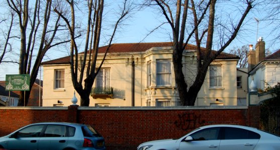 Former Portsmouth Jame Mosque (now Portsmouth Hafiziah Madrasah), 73 Marmion Road, Southsea (March 2019) (1)