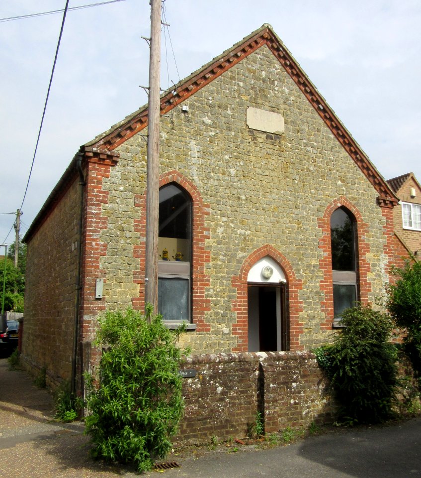 Former Providence United Methodist Chapel, Vann Lane, Fernhurst (June 2015) (2)