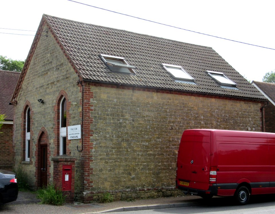 Former Providence United Methodist Chapel, Vann Lane, Fernhurst (June 2015) (1)