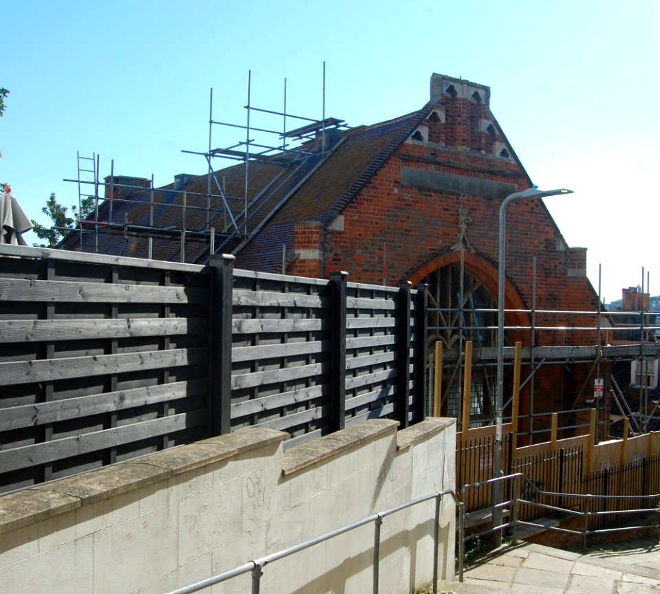 Former Railway Mission Hall, Portland Steps, Hastings (June 2020) (1)