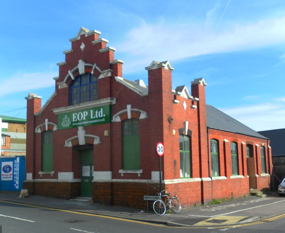 Former Salvation Army Citadel, North Street, Portslade-by-Sea (September 2012) (2)