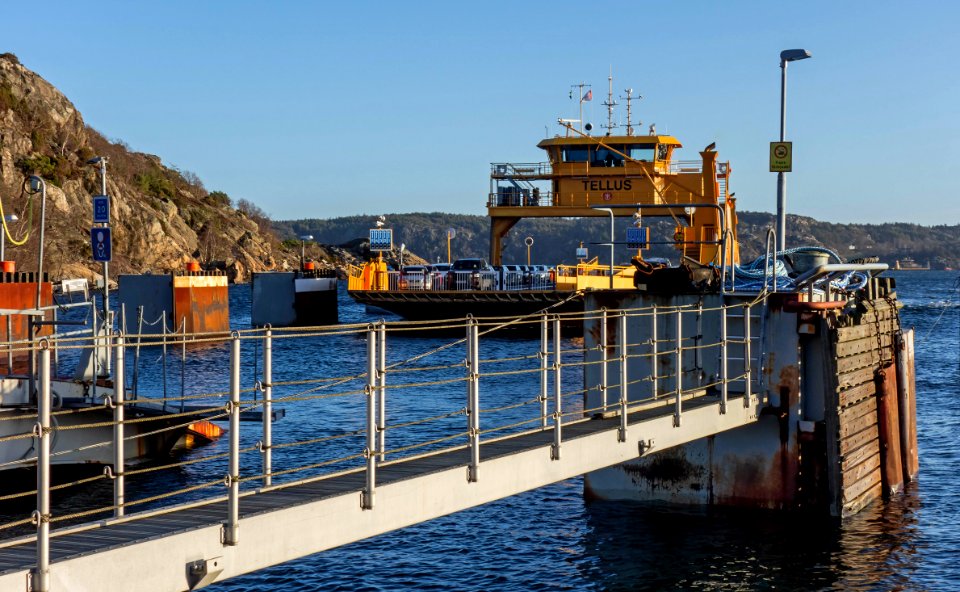 Ferry Tellus arriving at Finnsbo ferry terminal 2