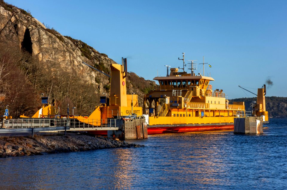 Ferry Gullbritt leaving Finnsbo ferry terminal 3