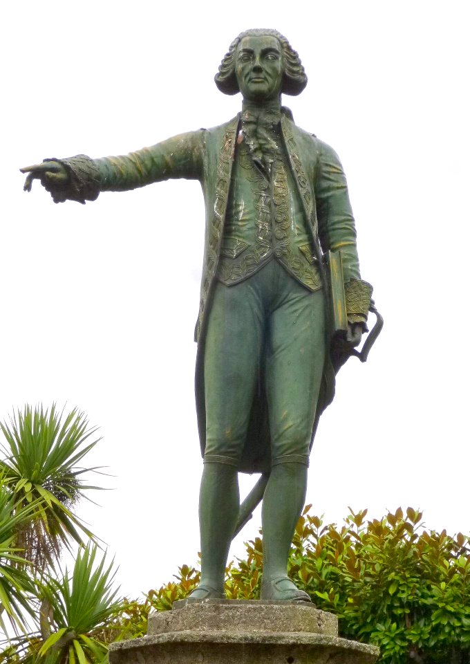 Ferrol - Jardines de Herrera, monumento a Jorge Juan 3