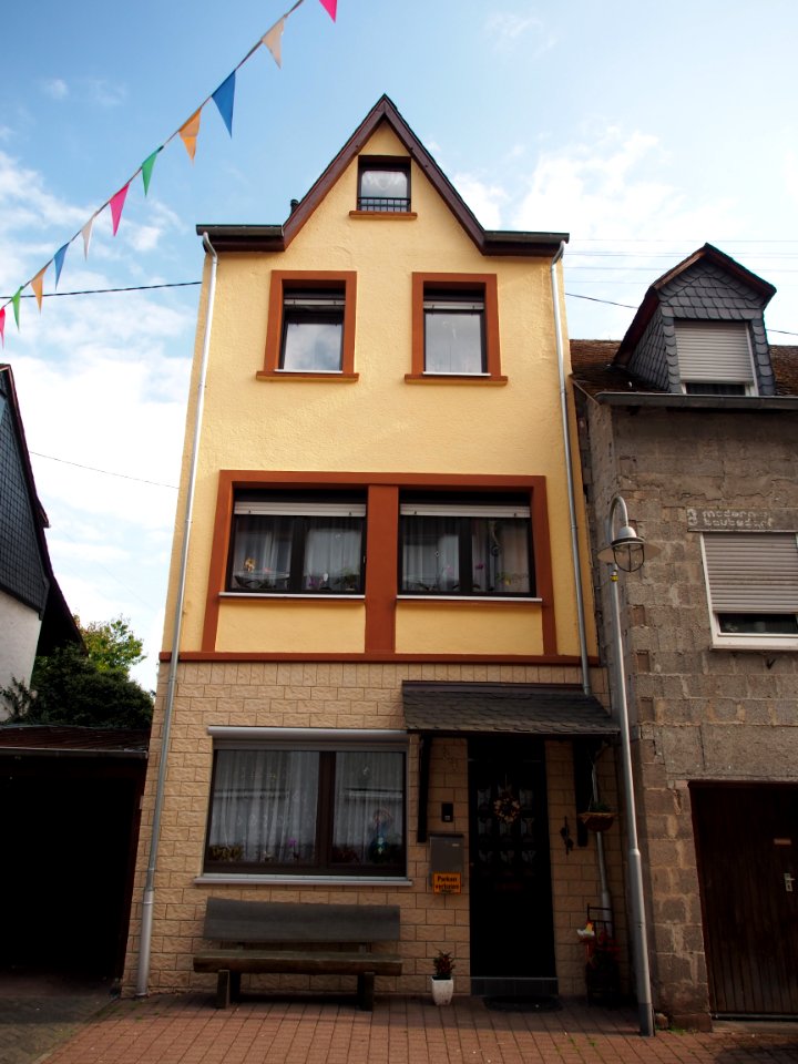 Ferdinand-Remy-Strasse, Alf (Mosel) bild 2