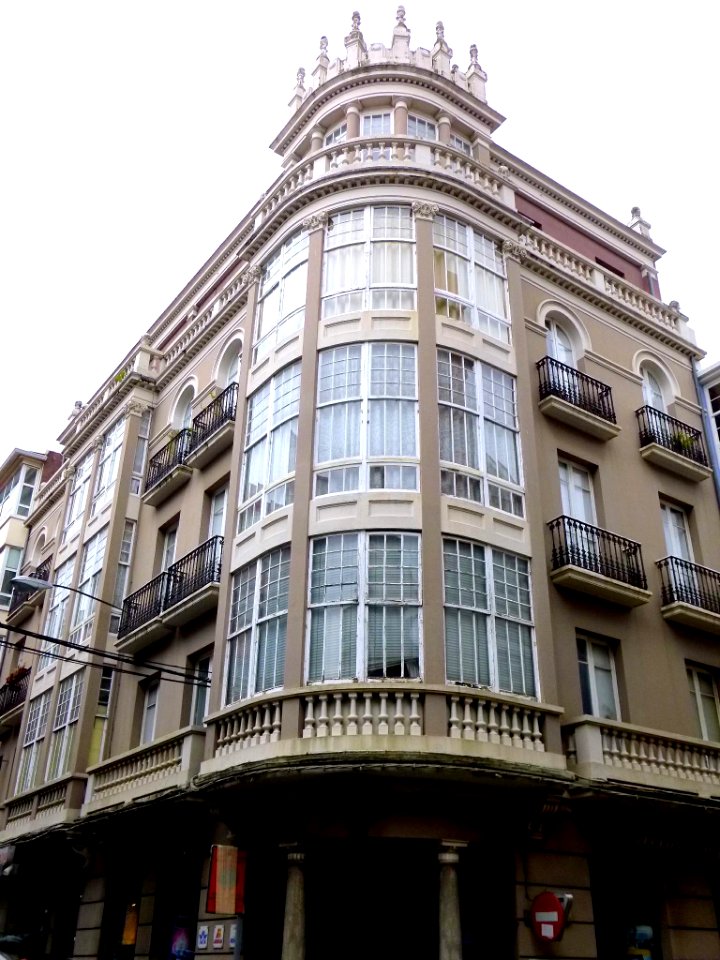 Ferrol 28