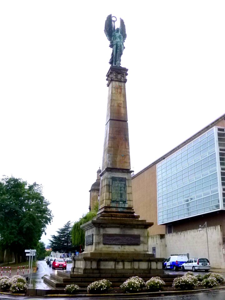 Ferrol - Plaza de Galicia, Monumento a los Caídos en África (Francisco Asorey, 1949) 1