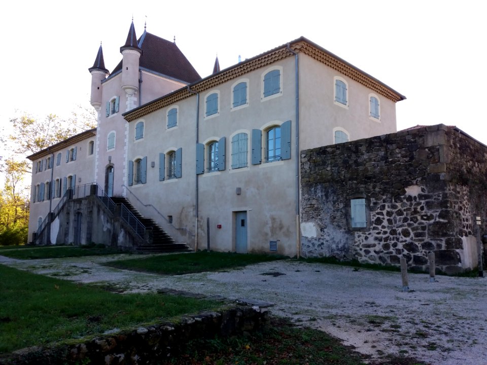 Ferme château de Rochemure - Profil